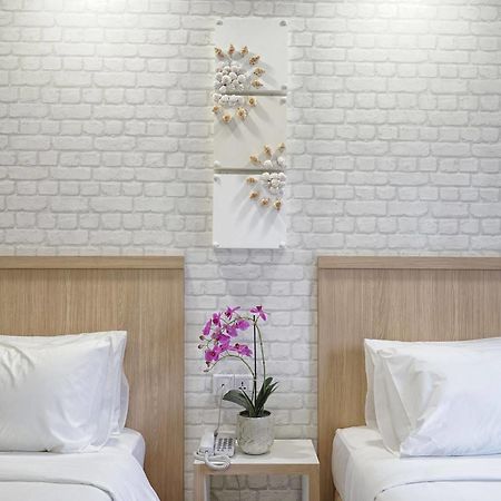 Lighthouse Hotel & Shortstay @ Damansara Uptown Петалинг Джая Екстериор снимка