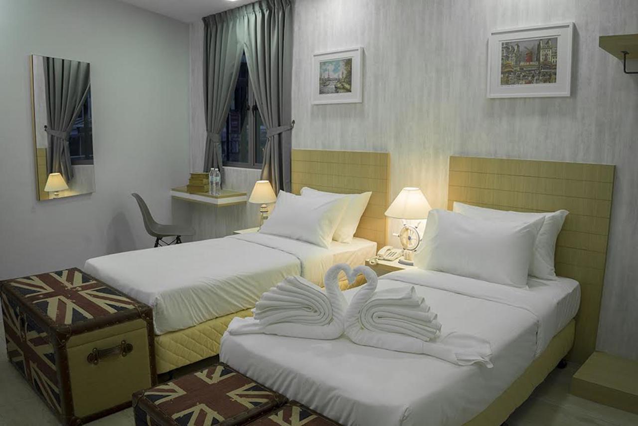 Lighthouse Hotel & Shortstay @ Damansara Uptown Петалинг Джая Екстериор снимка