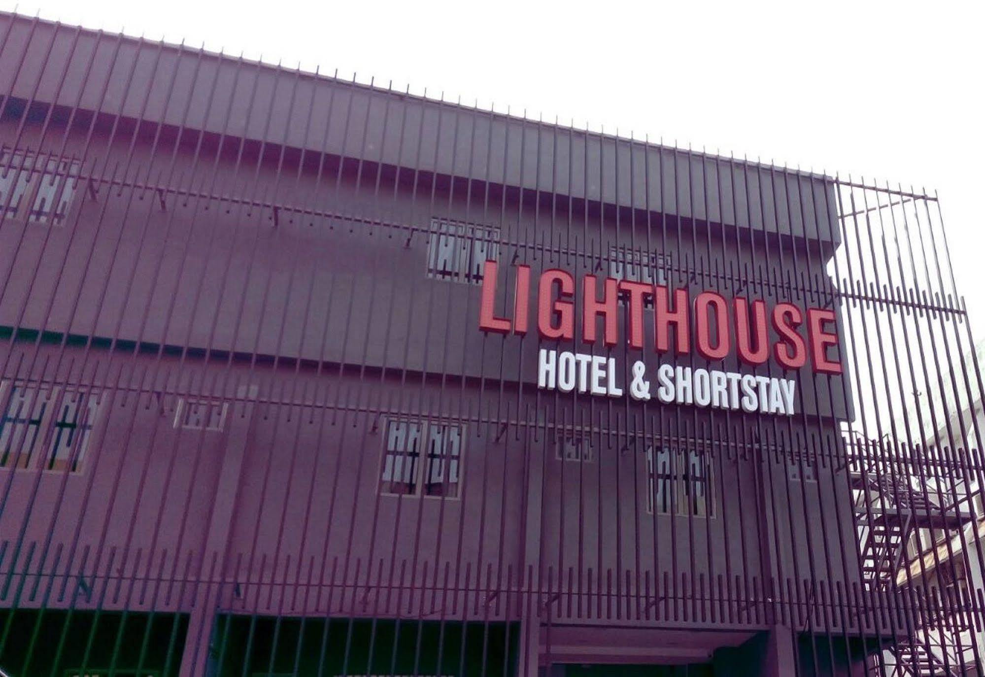 Lighthouse Hotel & Shortstay @ Damansara Uptown Петалинг Джая Екстериор снимка