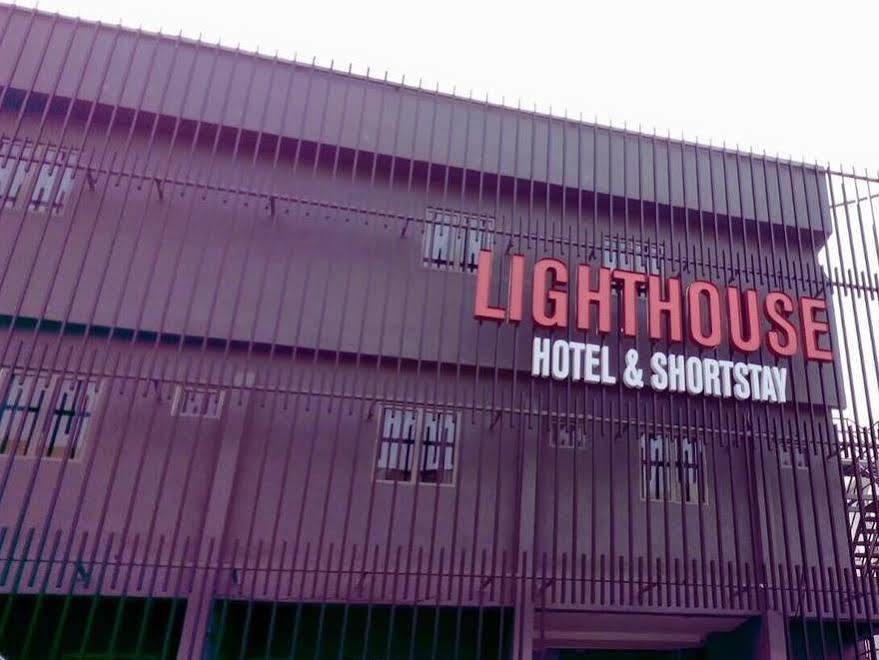 Lighthouse Hotel & Shortstay @ Damansara Uptown Петалинг Джая Екстериор снимка