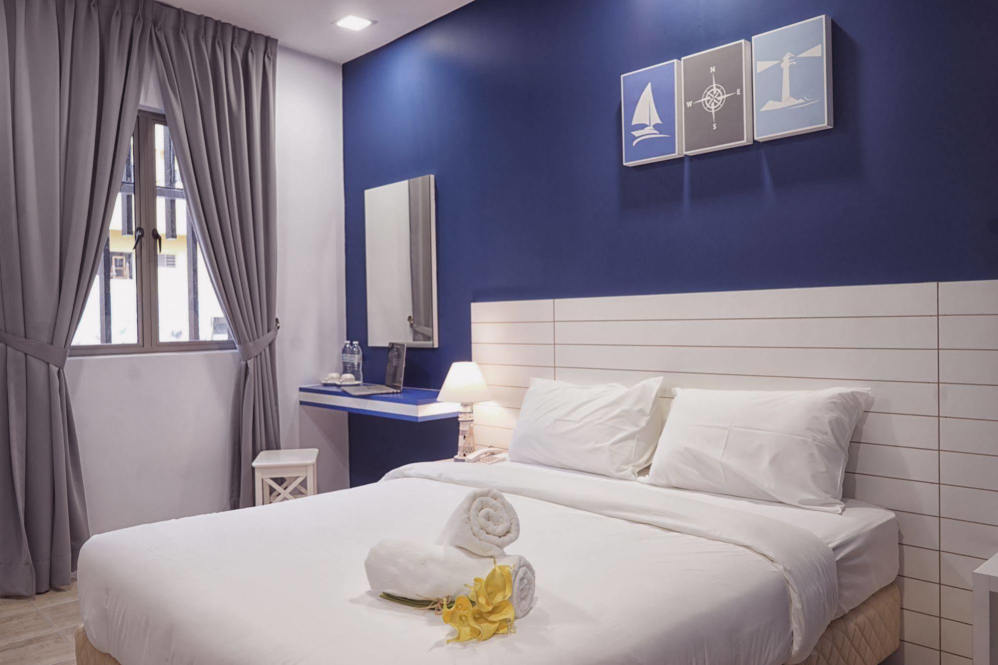 Lighthouse Hotel & Shortstay @ Damansara Uptown Петалинг Джая Екстериор снимка