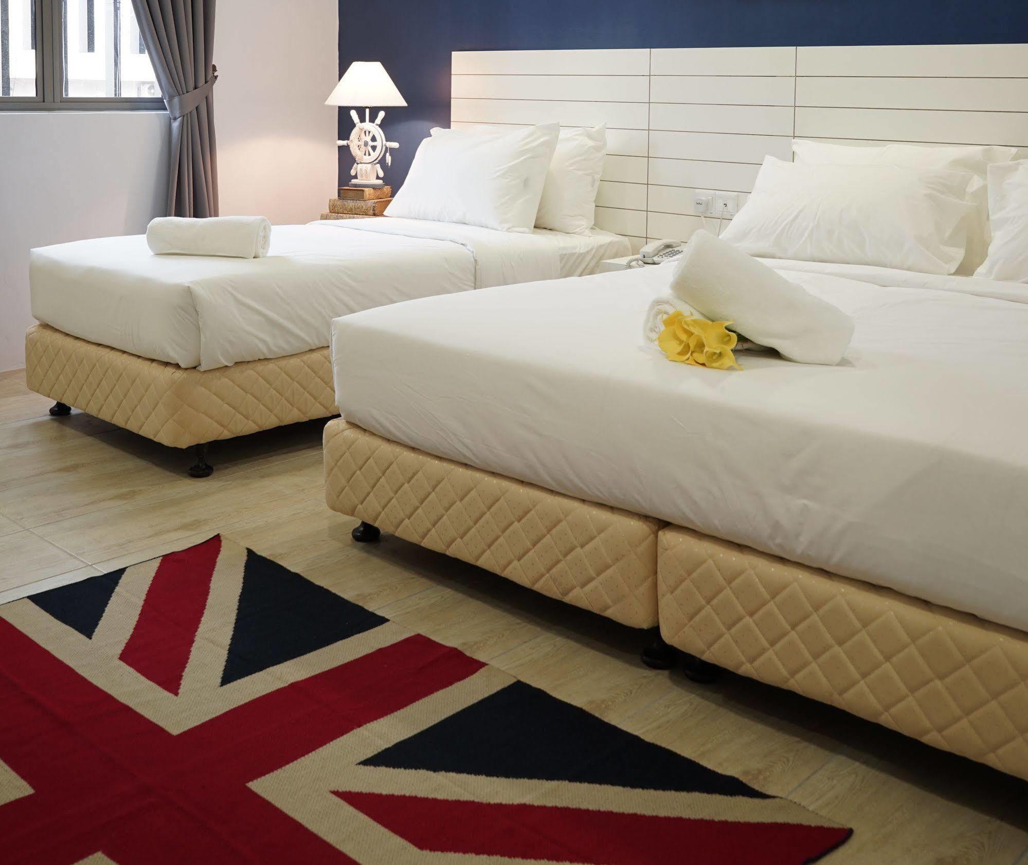 Lighthouse Hotel & Shortstay @ Damansara Uptown Петалинг Джая Екстериор снимка
