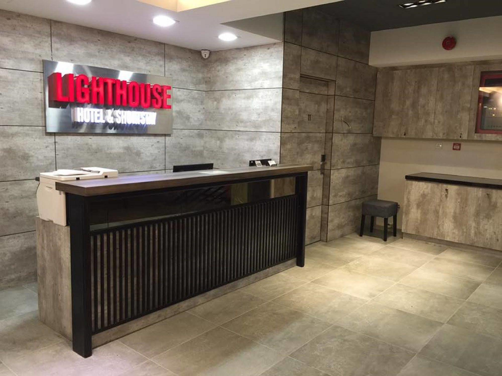 Lighthouse Hotel & Shortstay @ Damansara Uptown Петалинг Джая Екстериор снимка