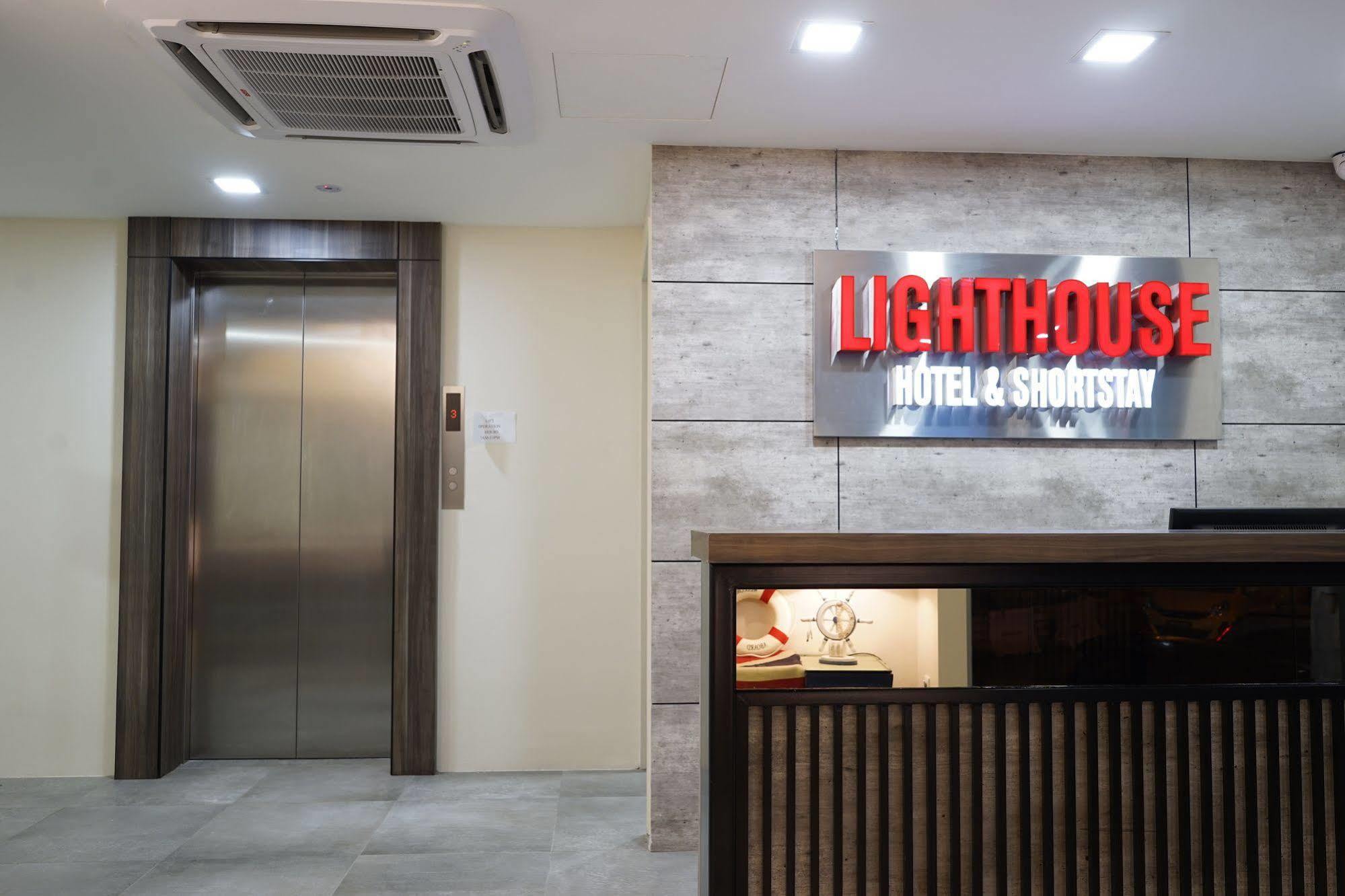 Lighthouse Hotel & Shortstay @ Damansara Uptown Петалинг Джая Екстериор снимка