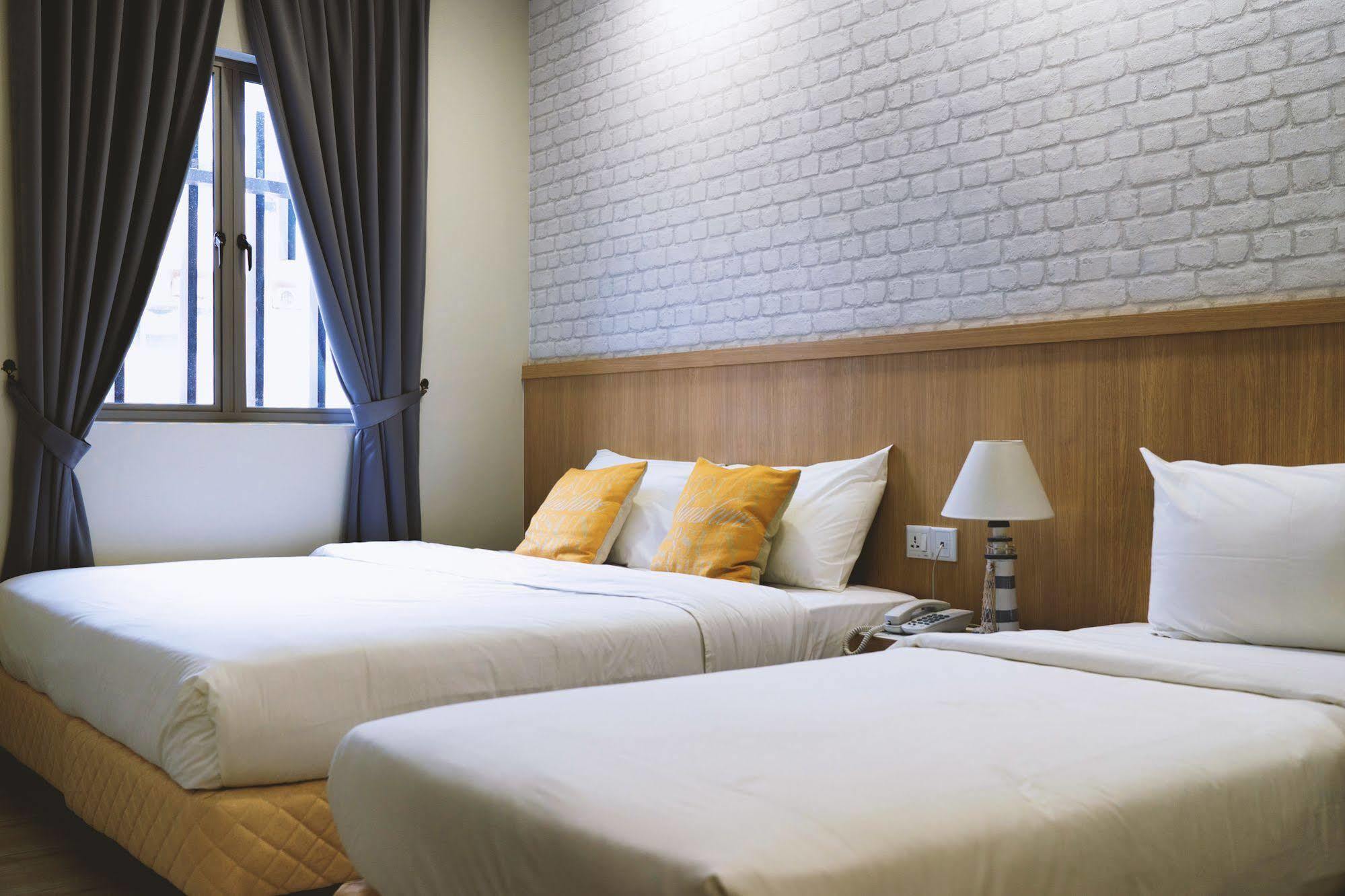 Lighthouse Hotel & Shortstay @ Damansara Uptown Петалинг Джая Екстериор снимка